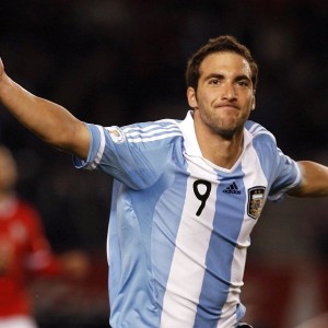 电竞投注平台-临危救主，Rookie关键节点大胜，C9带队锁定胜局！力挽狂澜！Rookie关键决胜引领C9锁定胜局